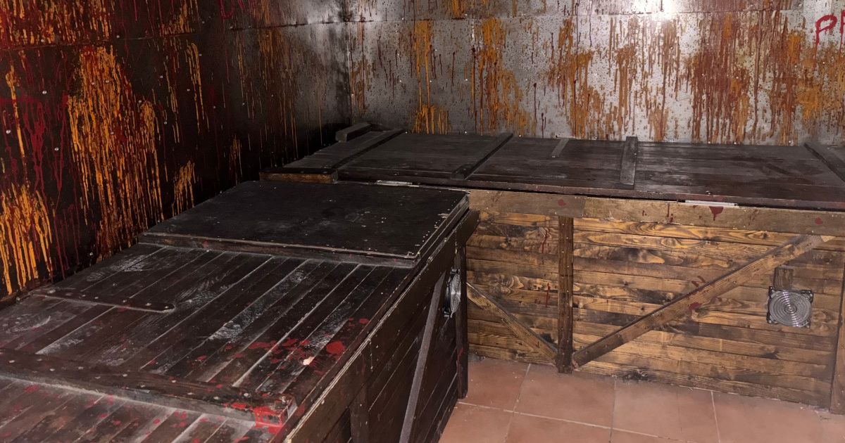 Raum Taphephobia - Kisten